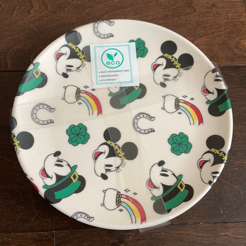 Set Of 4 Disney Mickey Minnie St Patrick’s Day Appetizer Plates Eco Friendly